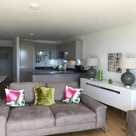 21 No1 Lusty Glaze * Newquay (Cornwall)